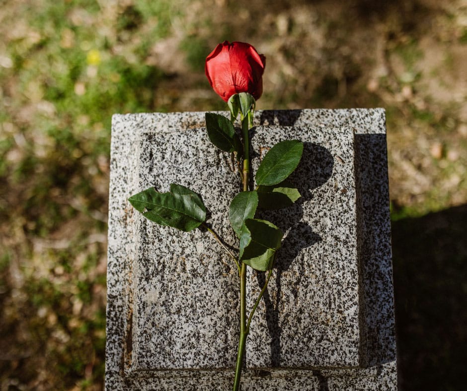 Kanlungan Columbary, Chapels, and Crematory- Tradisyonal na Burial sa Pilipinas